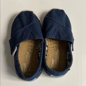 toms shoes